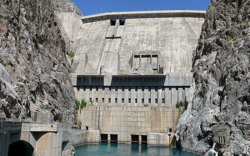 Крупные иранские компании готовы инвестировать в сферу строительства малых ГЭС в Кыргызстане – посол