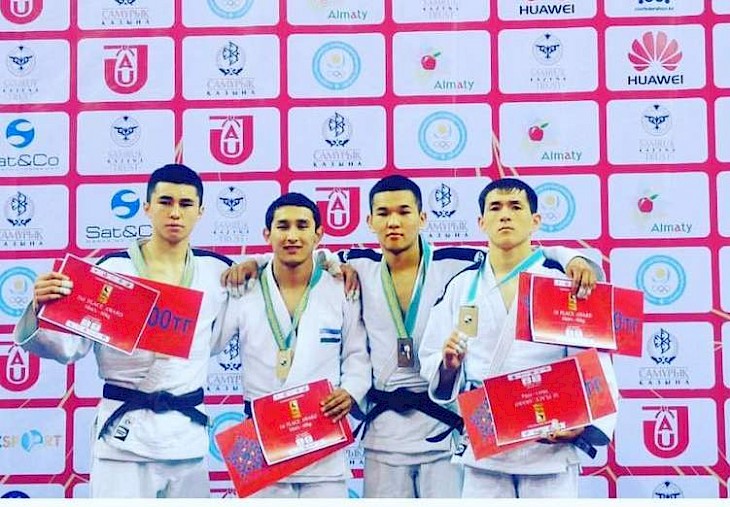 Спортсмены из Кыргызстана завоевали две медали на международном турнире по дзюдо в Казахстане