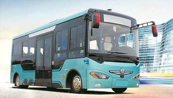 В Китае представили беспилотные городские электробусы
