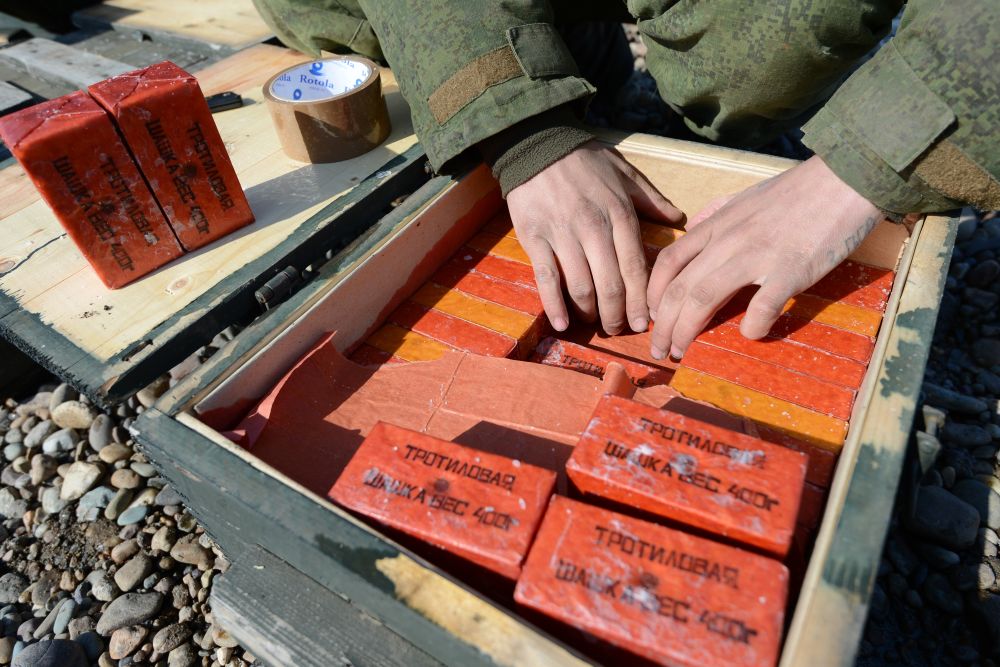Кыргызстан планирует экспортировать взрывчатые вещества в страны ЕАЭС