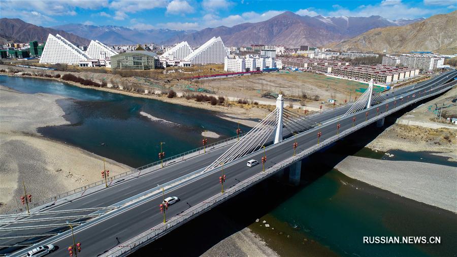 За 3 года все поселки, волости и административные деревни Тибета планируется связать шоссейным сообщением