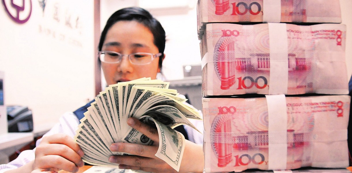 Китайский юань обогнал доллар по росту популярности