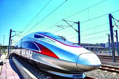Иностранные специалисты по строительству и управлению железнодорожными путями прошли подготовку в Китае