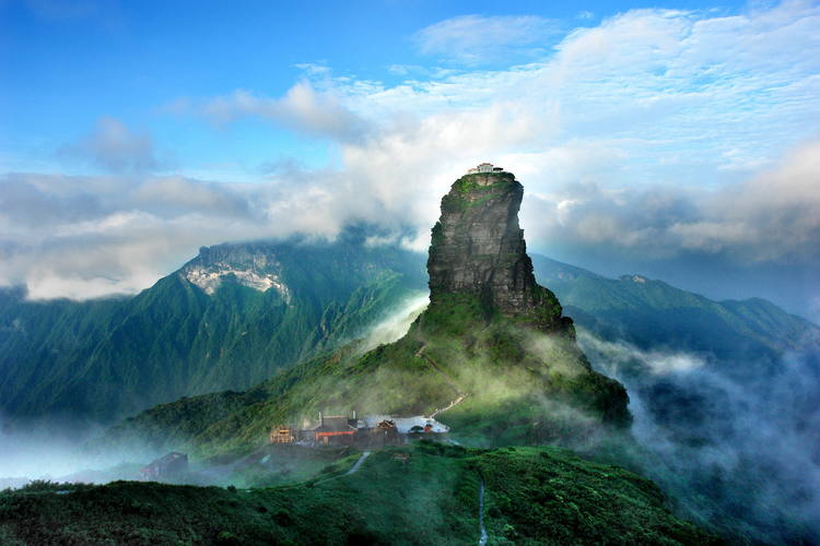 Горы Фаньцзиншань включены в список всемирного наследия ЮНЕСКО