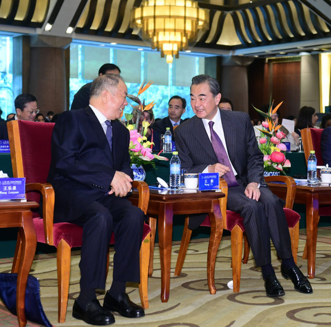 В Пекине открылся международный форум сотрудничества в области верховенства права стран «Одного пояса и одного пути»