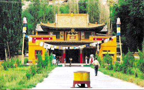 Сосуществование множества религий в истории Синьцзяна