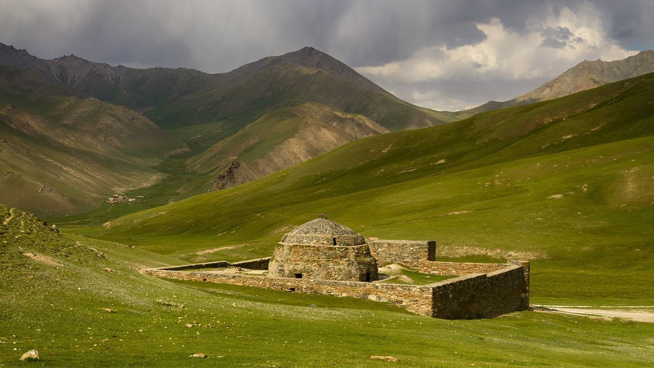 Ажайып жайларга саякат-Кыргызстан жана Кытай
