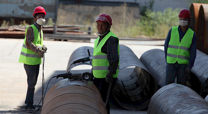 В Таш-Кумыре строят крупный завод по производству металлургического кремния