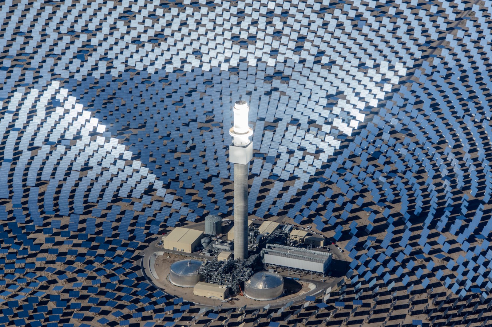 В Чунцине построят первую в Китае экспериментальную базу космической солнечной электростанции