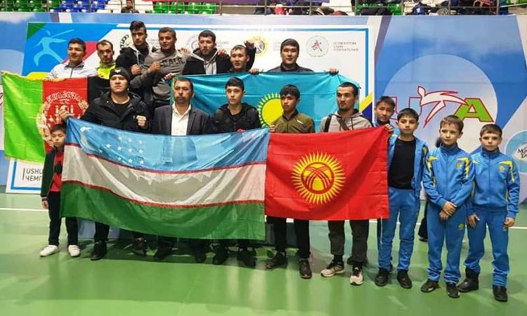 Кыргызстанцы выиграли три золотых медалей на чемпионате Центральной Азии по Ушу