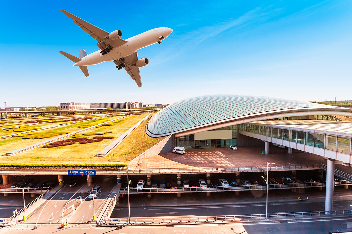 Пекинский международный аэропорт Шоуду с начала года обслужил более 100 млн пассажиров