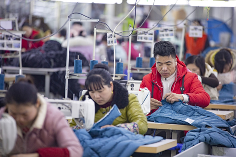 Китай планирует поддерживать высокий уровень занятости населения