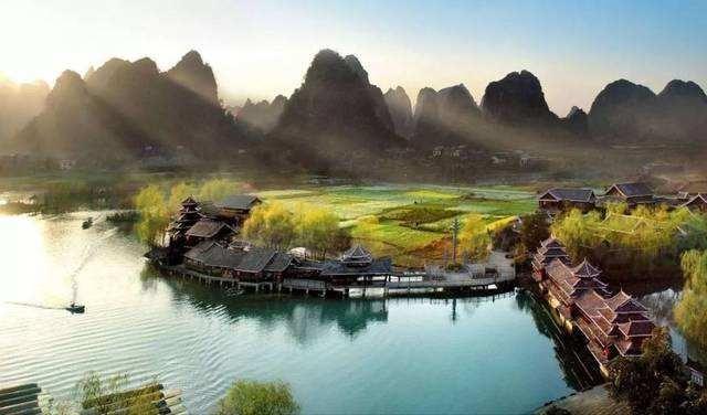 В 2018 г. рекреационный туризм в сельских районах Китая принёс сельчанам 800 млрд. юаней