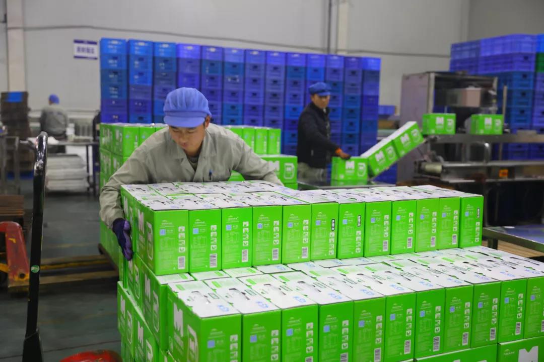 Синьцзянская молочная индустрия «Тяньжун» вошла в двадцатку лучших молочных производств Китая
