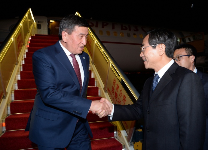 Сооронбай Жээнбеков прибыл в Пекин с рабочим визитом