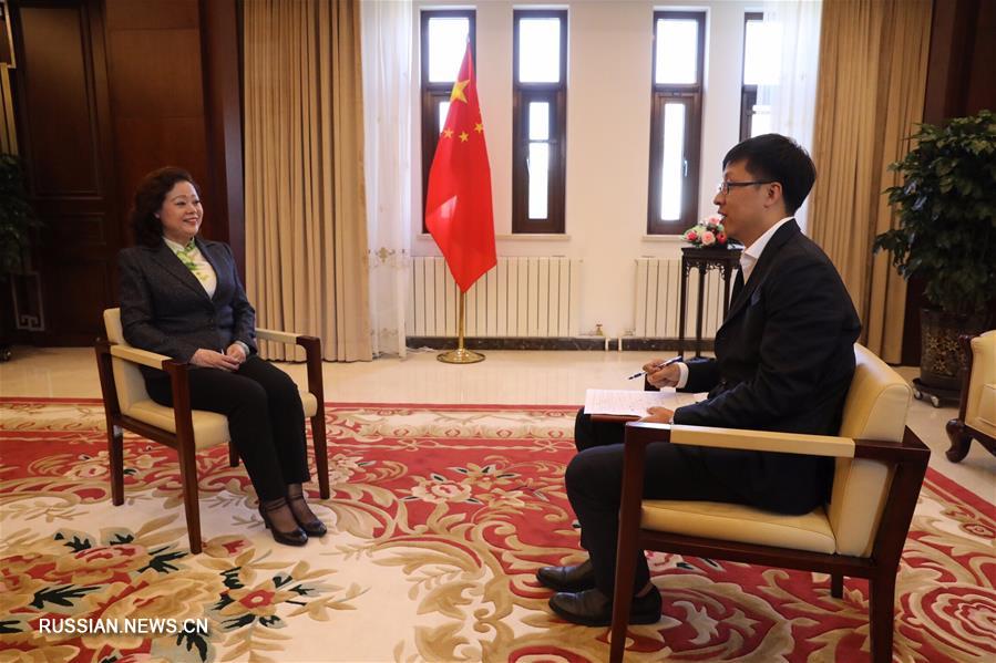 Всестороннее сотрудничество между Китаем и Кыргызстаном во всех областях выводит двусторонние отношения на новую высоту - посол КНР в Кыргызстане Ду Дэвэнь