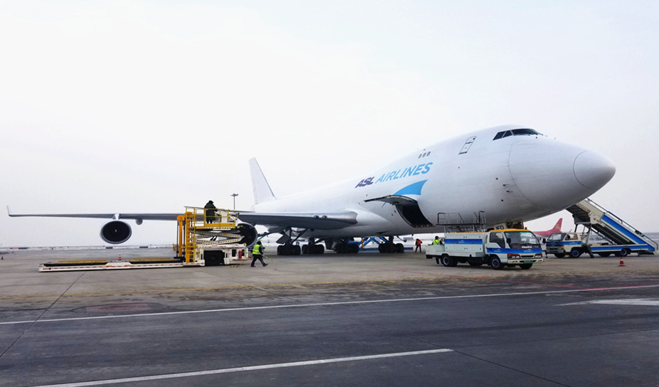 Открыт первый маршрут грузовых самолетов из Синьцзяна в Центральную Азию