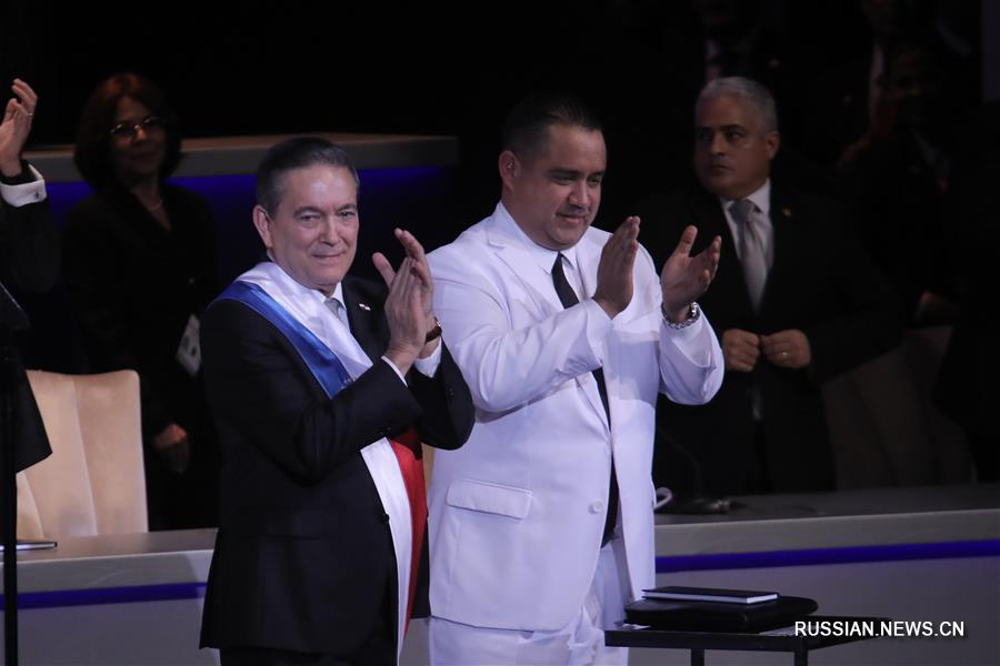 Новый президент Панамы вступил в должность