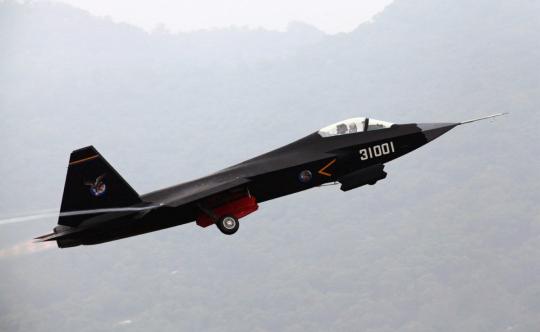 Китай представит новый самолет-невидимку «в ближайшем будущем»
