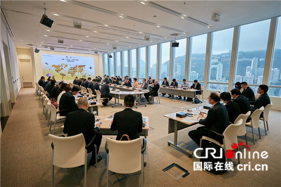 Сянган готов помогать предпринимателям внутренних районов Китая выйти на мировые рынки