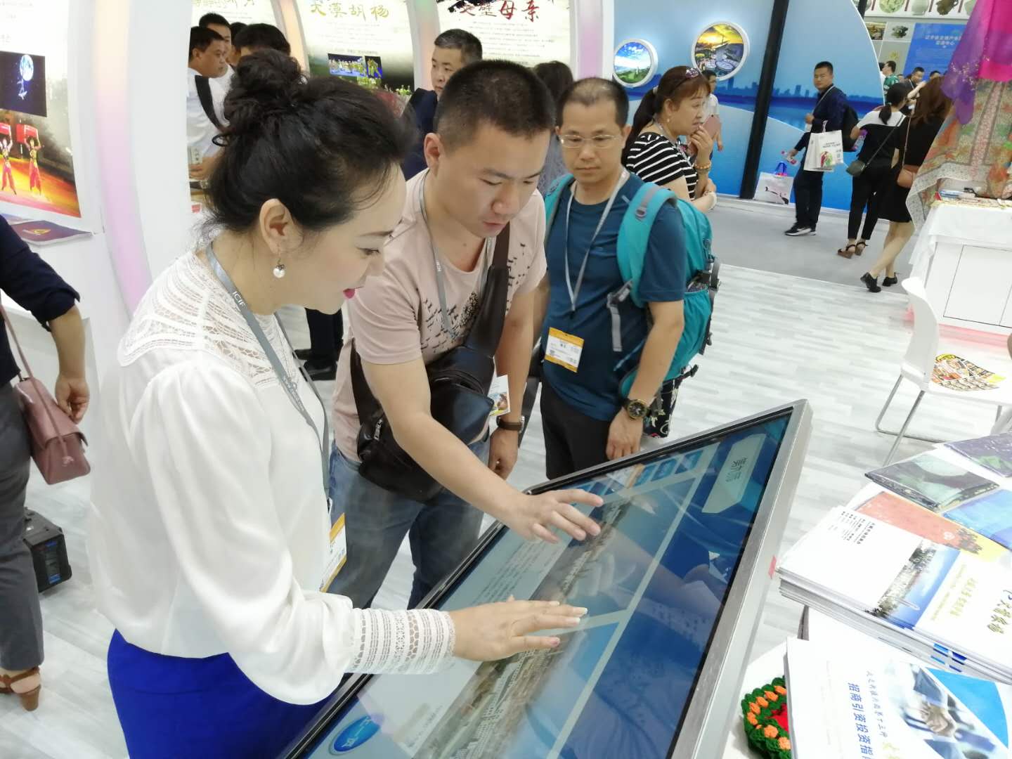 Продукция культурного туризма СПСК была представлена на выставке-ярмарке, проходящей в Шэньчжэне