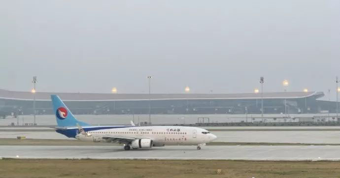 В пекинском аэропорту Дасин прошли испытательные полеты второго этапа в условиях низкой видимости