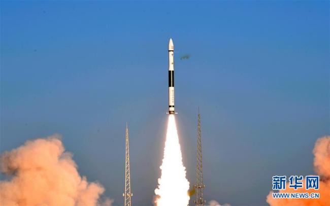 Китай успешно запустил два научных спутника при помощи ракеты-носителя 