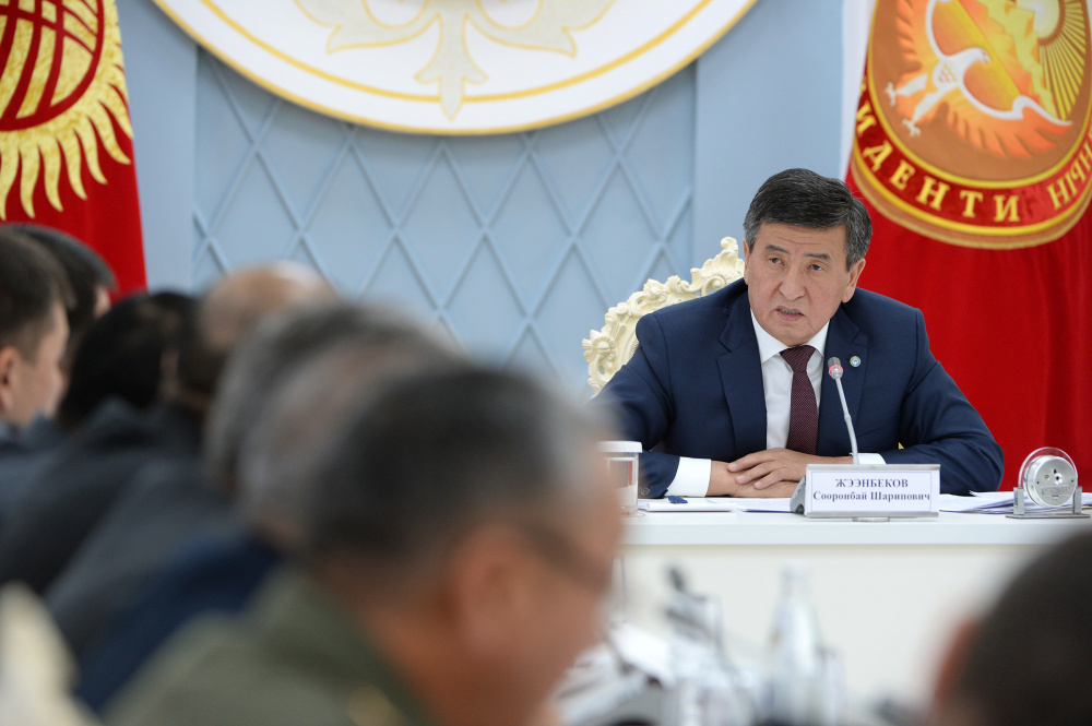 Жээнбеков после инцидента на кыргызско-таджикской границе призвал не допускать эскалации