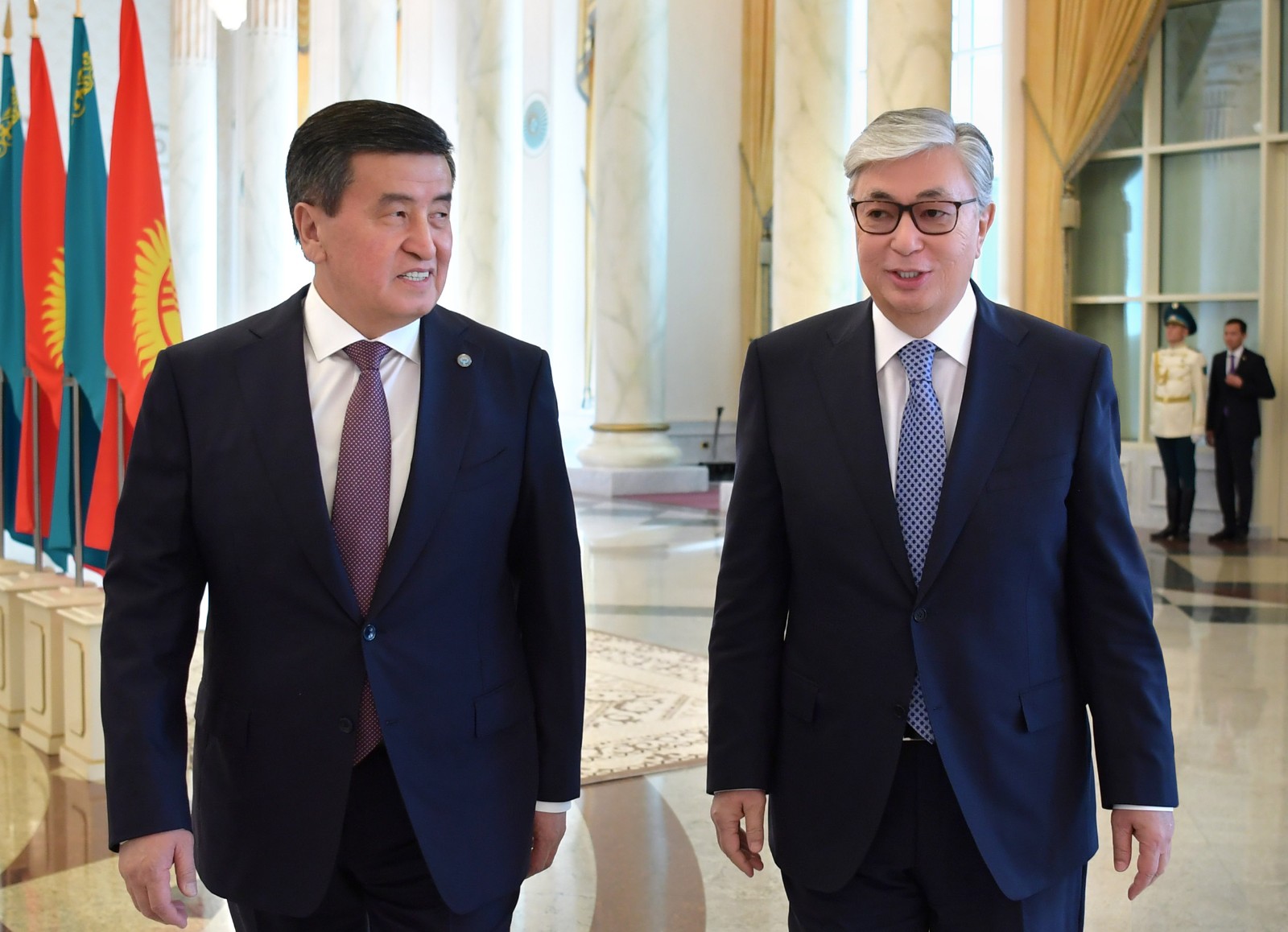 Президент Казахстана Токаев прибыл в Кыргызстан