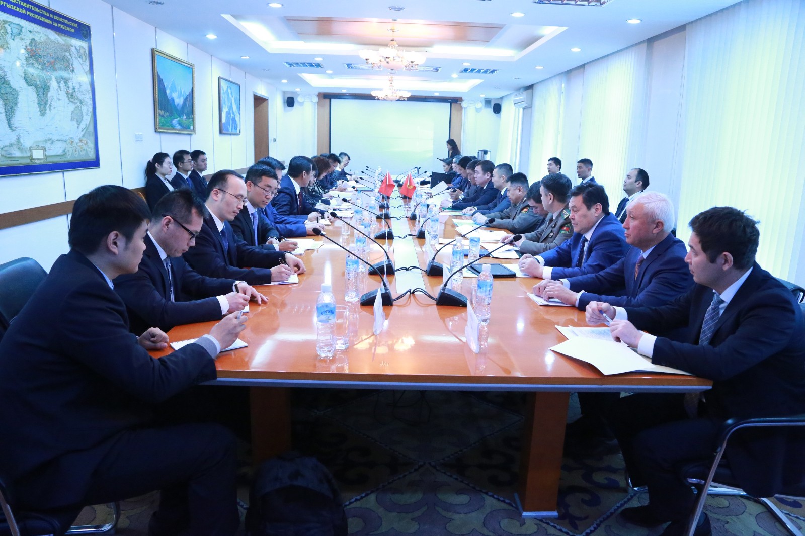 В Бишкеке состоялся «Диалог по вопросам безопасности между Кыргызстаном и Китаем»