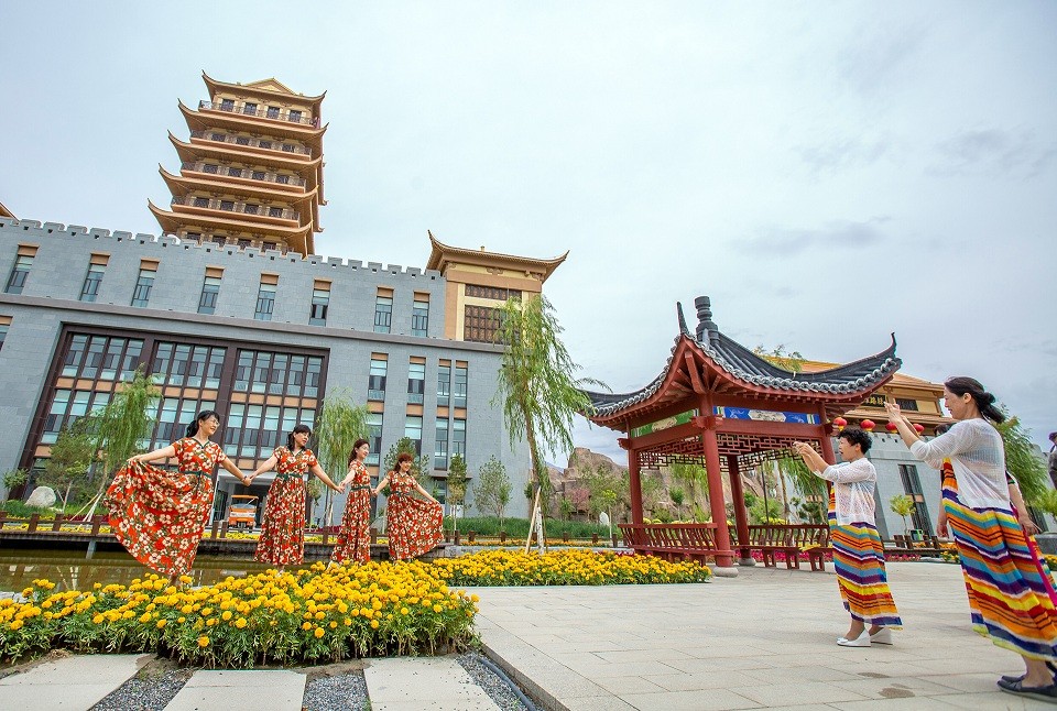 В ландшафтном парке «Сылу Сюнгуань»  города Темэньгуань 2-й дивизии СПСК успешно создана национальная туристическая достопримечательность категории 3A.