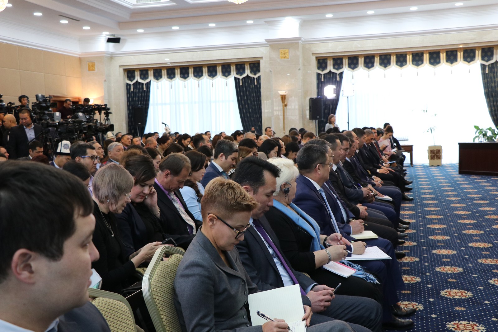 Президент Сооронбай Жээнбеков рассказал о проделанной работе за два года