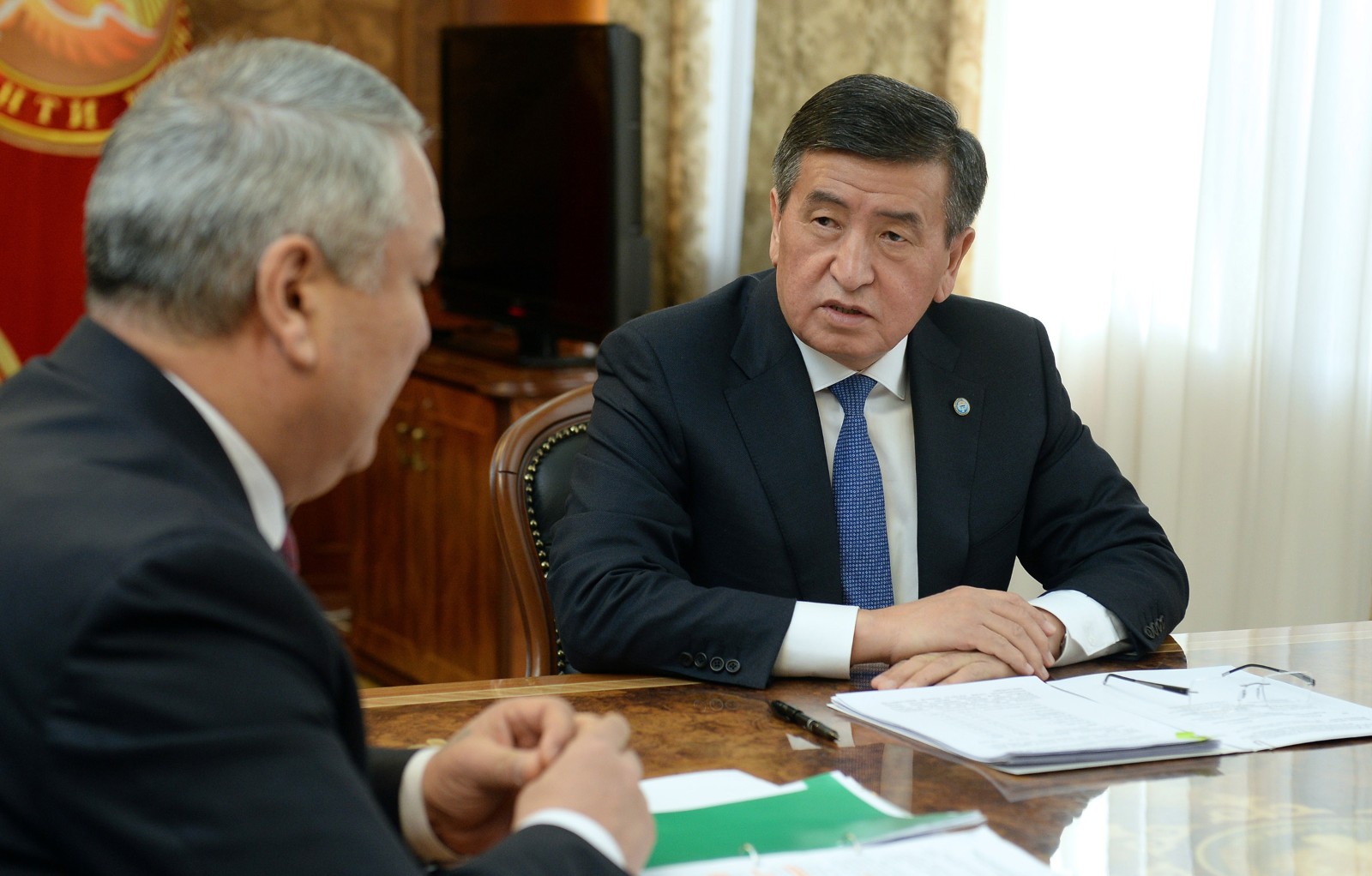 Президент Сооронбай Жээнбеков ознакомился с ходом подготовки к проведению переписи населения страны