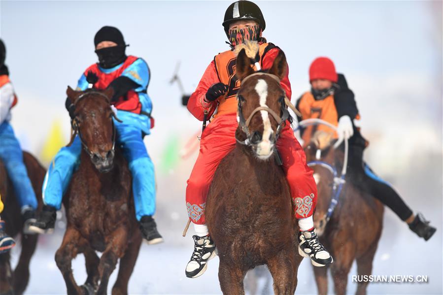Большой конный праздник в китайской