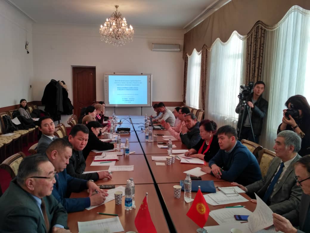 Кыргызские эксперты в сфере образования советуют родителям студентов, обучающихся в Китае не беспокоится за их безопасность