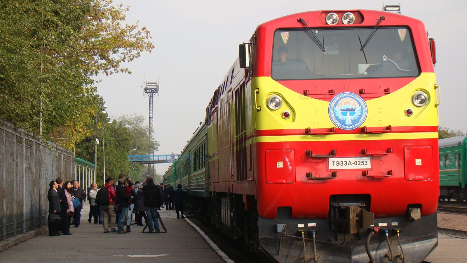 Эркинбек Каюмов: Грузовые перевозки по железной дороге осуществляются в штатном режиме