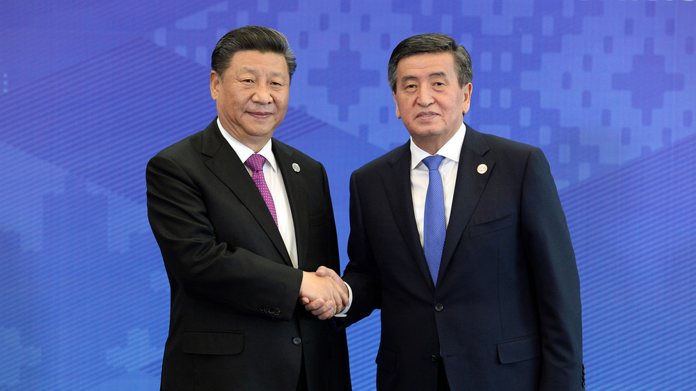 Сооронбай Жээнбеков выразил благодарность Си Цзиньпину и народу Китая за оказываемую Кыргызстану поддержку в это непростое время