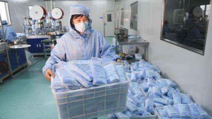 В Прибайкалье привезли 10 тысяч медицинских масок из КНР