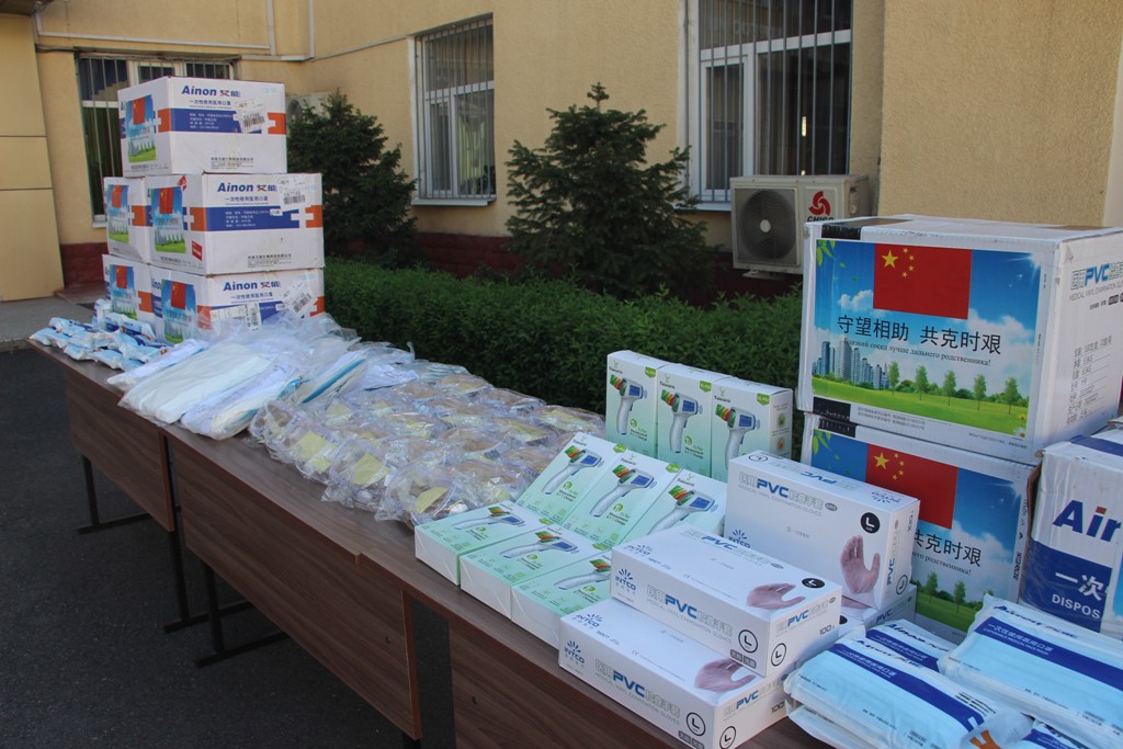 ​    Военнослужащие Кыргызстана получили гуманитарную помощь от Китая