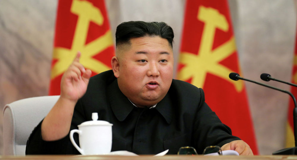 ЖМК: Ким Чен Ын үч аптадан бери алгачкы жолу эл алдына чыкты