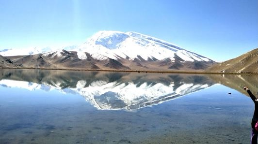 На Памирском нагорье воздух и вода стали чистыми