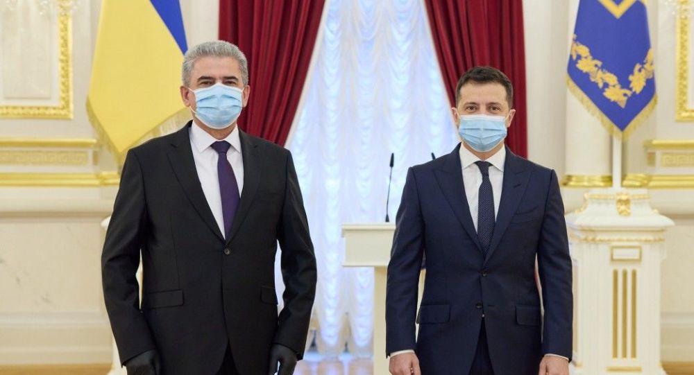 Из Петербурга - в Киев: Зеленский принял нового посла Таджикистана на Украине