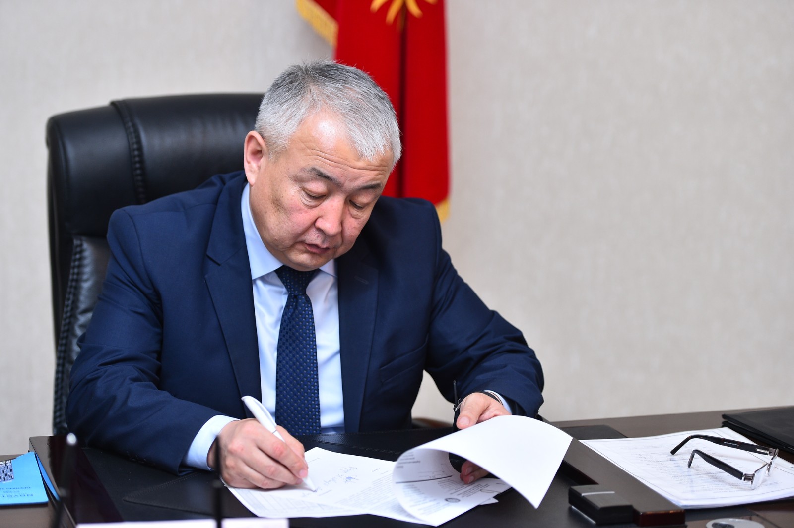 Канатбек Ашырбаев: Достаточно ли угля в Кыргызстане?