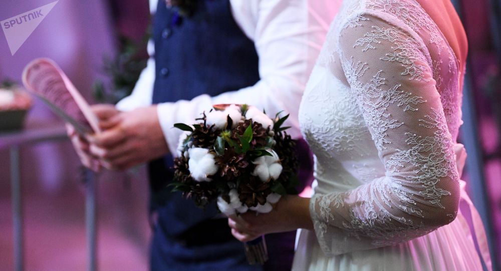 Сколько пар заключат брак в Кыргызстане 14 февраля, в День влюбленных