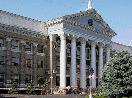 Для участия в выборах в бишкекский горкенеш заявки подали 10 партий