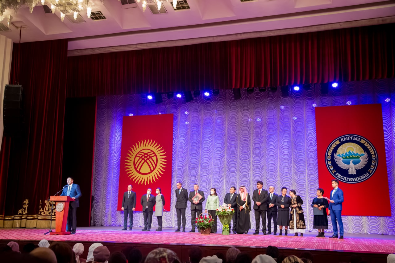 Кыргызстан аялдар Конгресси – айымдардын күч-кубаты, колдоочусу жана жакшы жашоого көмөкчү болгон устаты