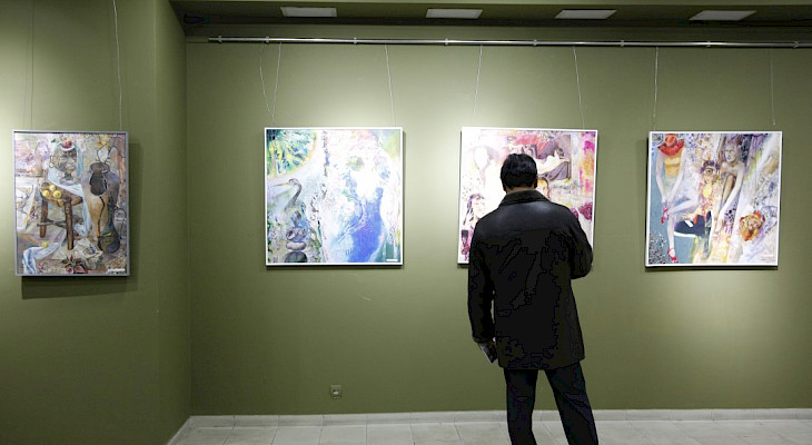 В Бишкеке открылась выставка живописи «Вдохновлённые солнцем»