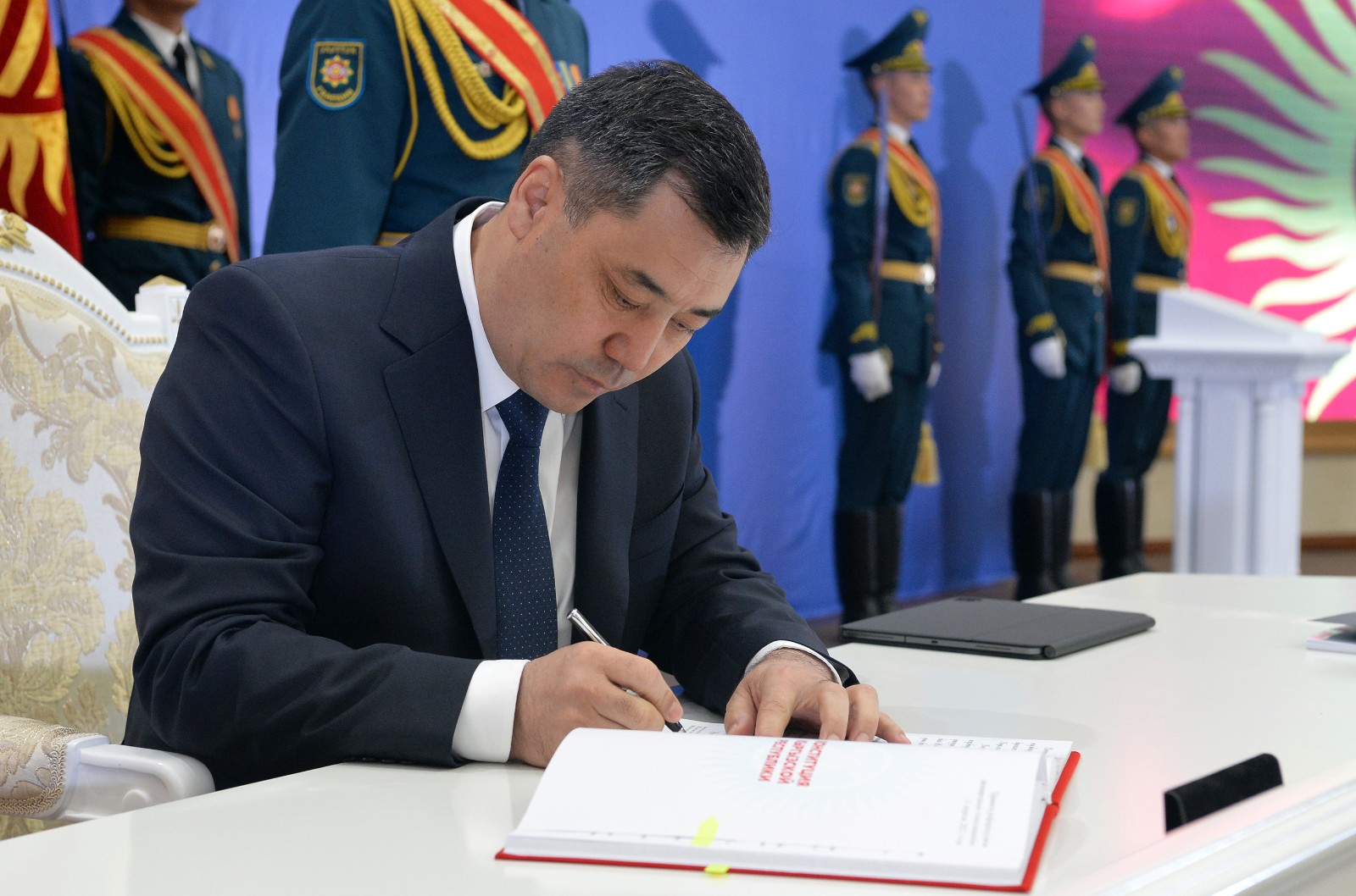 Новая Конституция. Какие изменения ждут Кыргызстан